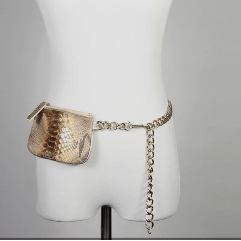 SOLD ✨ Marciano Bag